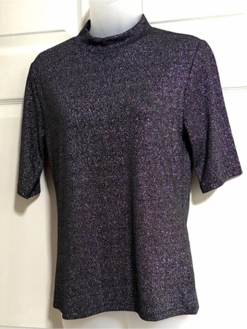 Skinnygirl Top Knit Metalic Mock Neck Short Sleeve Black Silver size Medium